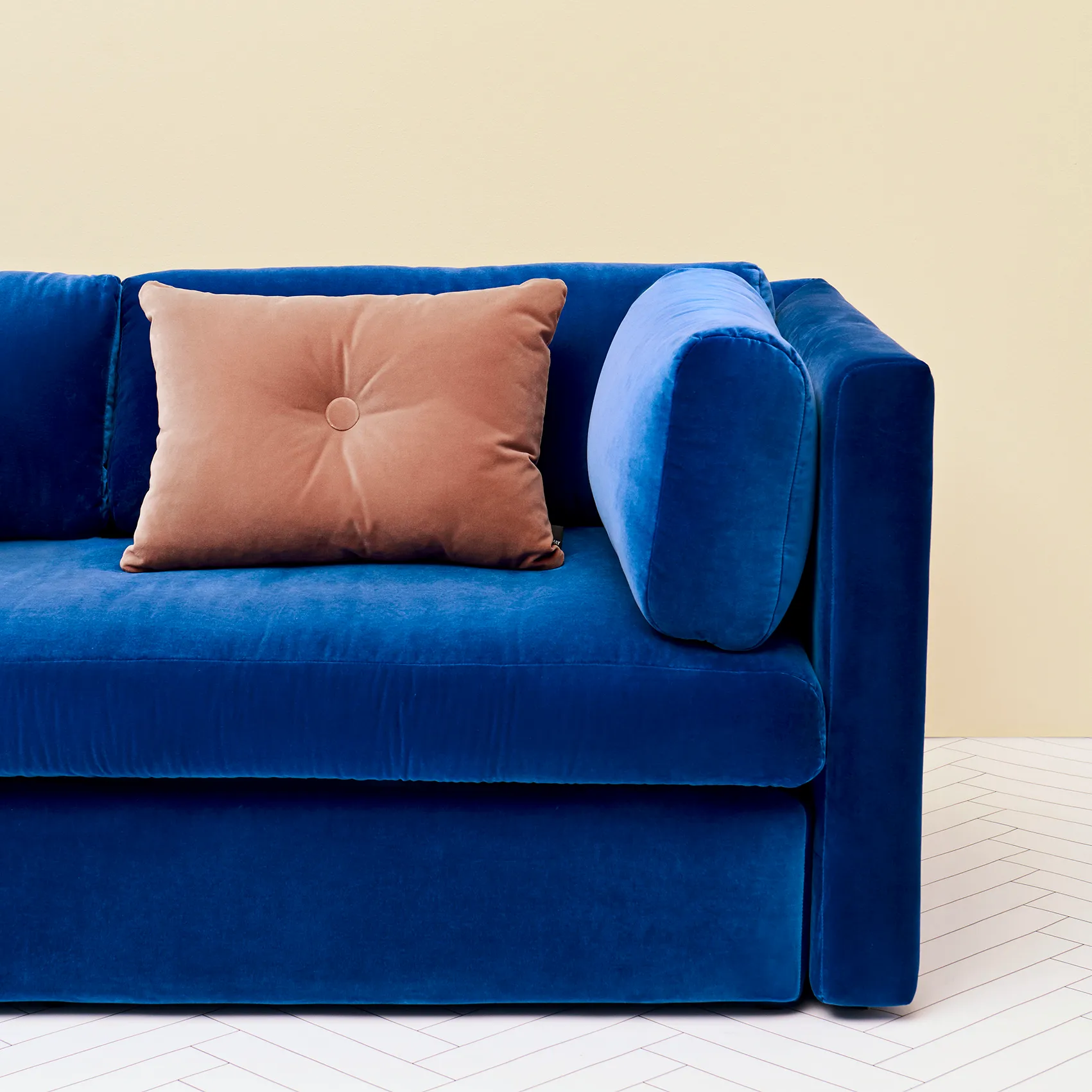 Hay Coussin Dot Cushion Soft 1 Dot45x60 Cm 5 Hay Coussin Dot Cushion Soft 1 Dot45x60 Cm – Image 3