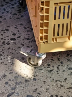 Hay Roues Colour Crate, Lot De 4 11 Hay Roues Colour Crate, Lot De 4 -Hay Magasin 575773 01 41 EnvironmentImage 5828593f30