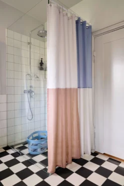 Hay Rideau De Douche Check 180x200 Cm -Hay Magasin 575780 01 40 EnvironmentImage 4e9be2acce