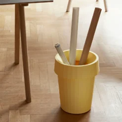 Hay Corbeille à Papier Shade 11 Hay Corbeille à Papier Shade -Hay Magasin Shade papperskorg soft yellow miljo 4d613a3588